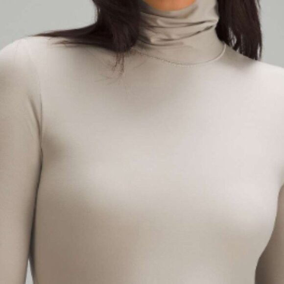 (6263) Wundermost Ultra-Soft Nulu Turtleneck Bodysuit in SMALL - Picture 4 of 9